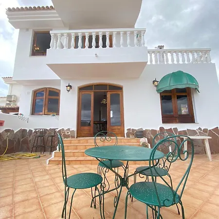 Descanso En Halcones